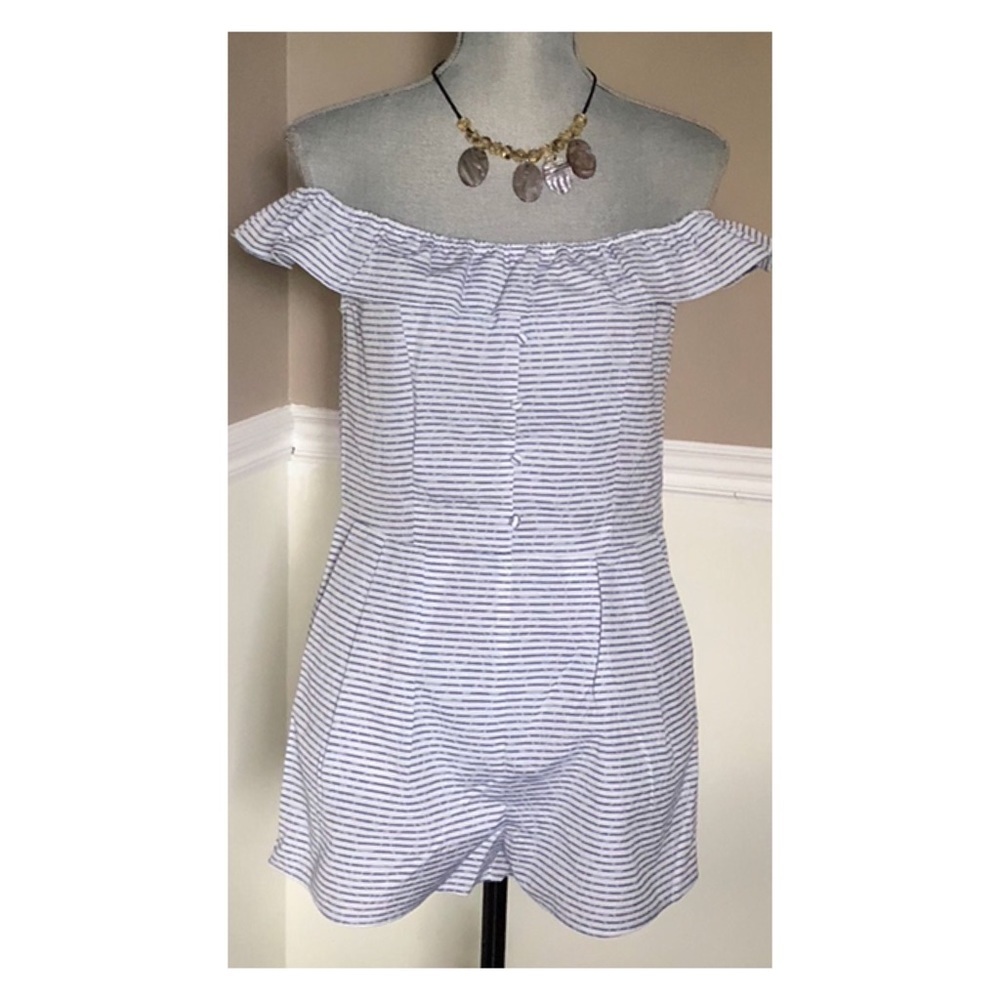 NWT Romeo + Juliet Couture Romper Size M - Picture 6 of 7